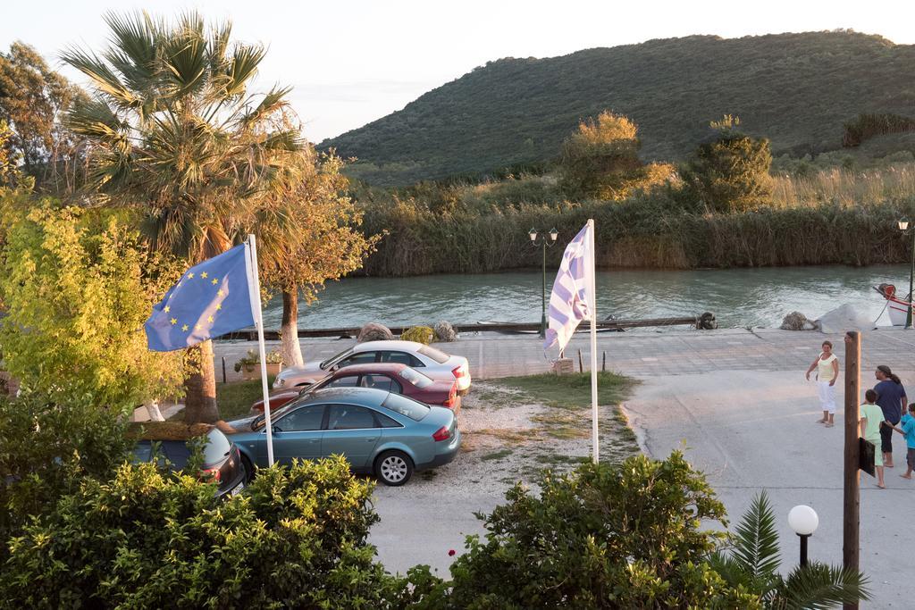 Hotel Glaros Ammoudia Oda fotoğraf