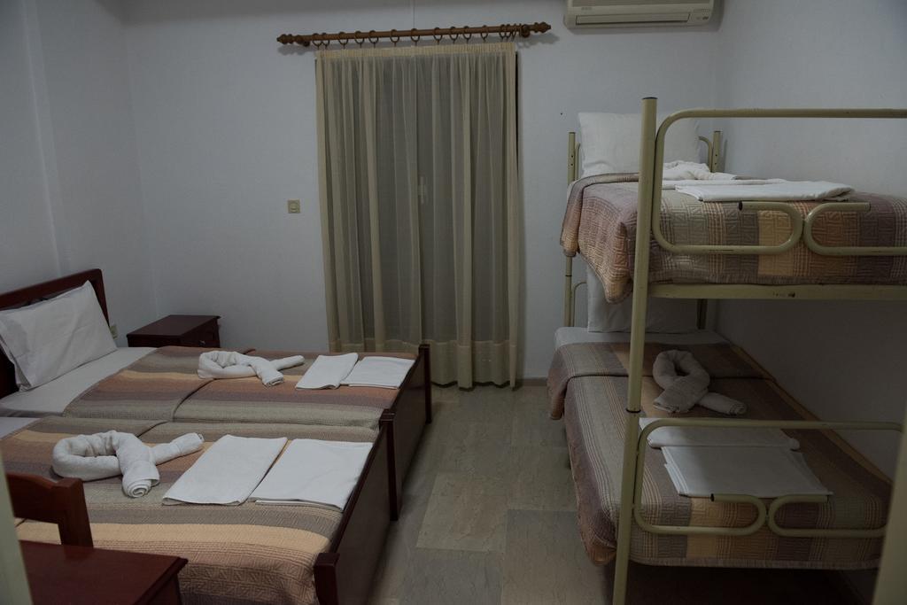 Hotel Glaros Ammoudia Oda fotoğraf