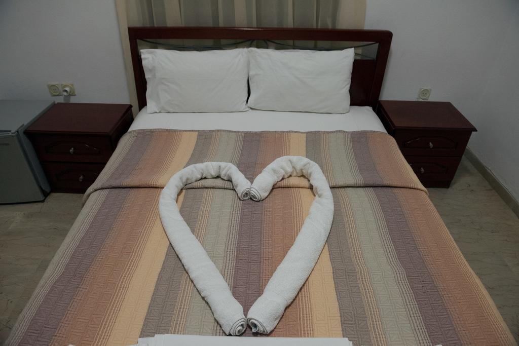 Hotel Glaros Ammoudia Oda fotoğraf